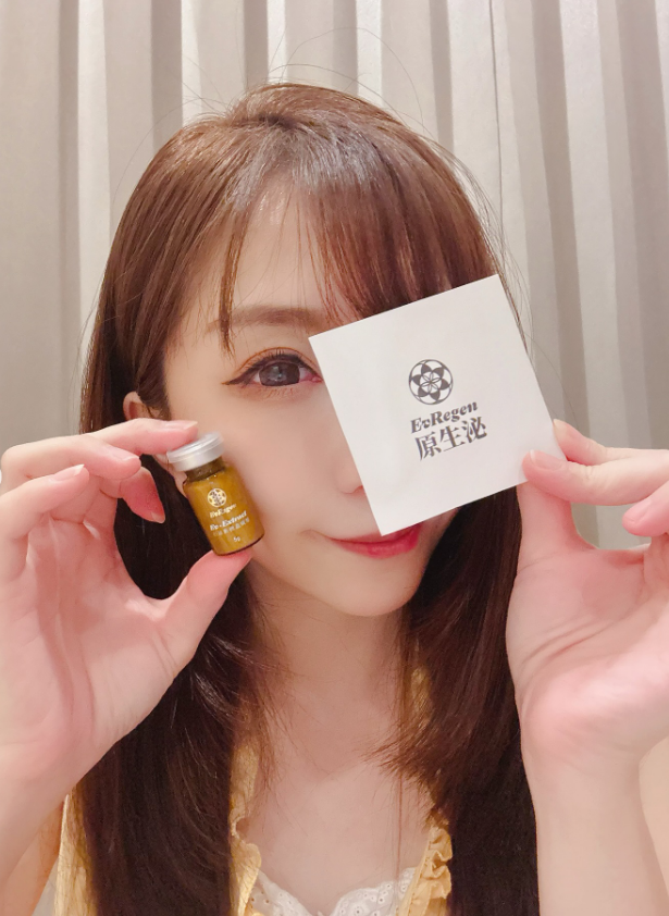 Hani 白天再忙、晚上再累, 我也一定會花一分鐘擦上它 Hani 白天再忙、晚上再累, 我也一定會花一分鐘擦上它