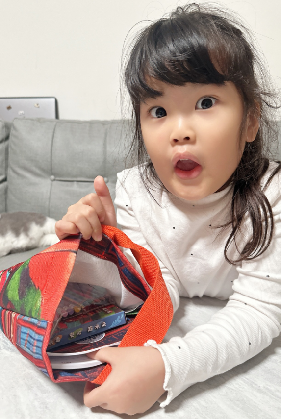 Una烏娜|找點樂趣 【北港朝天宮官方授權】媽祖X逗淘 聯名推出 北港朝天宮文具組 Una烏娜|找點樂趣 【北港朝天宮官方授權】媽祖X逗淘 聯名推出 北港朝天宮文具組